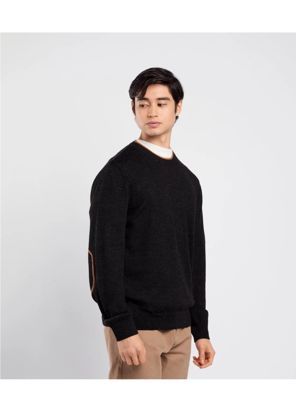 Patapampa Men's Charcoal Crewneck Sweater with Rust Trim - Picture 1 of 6